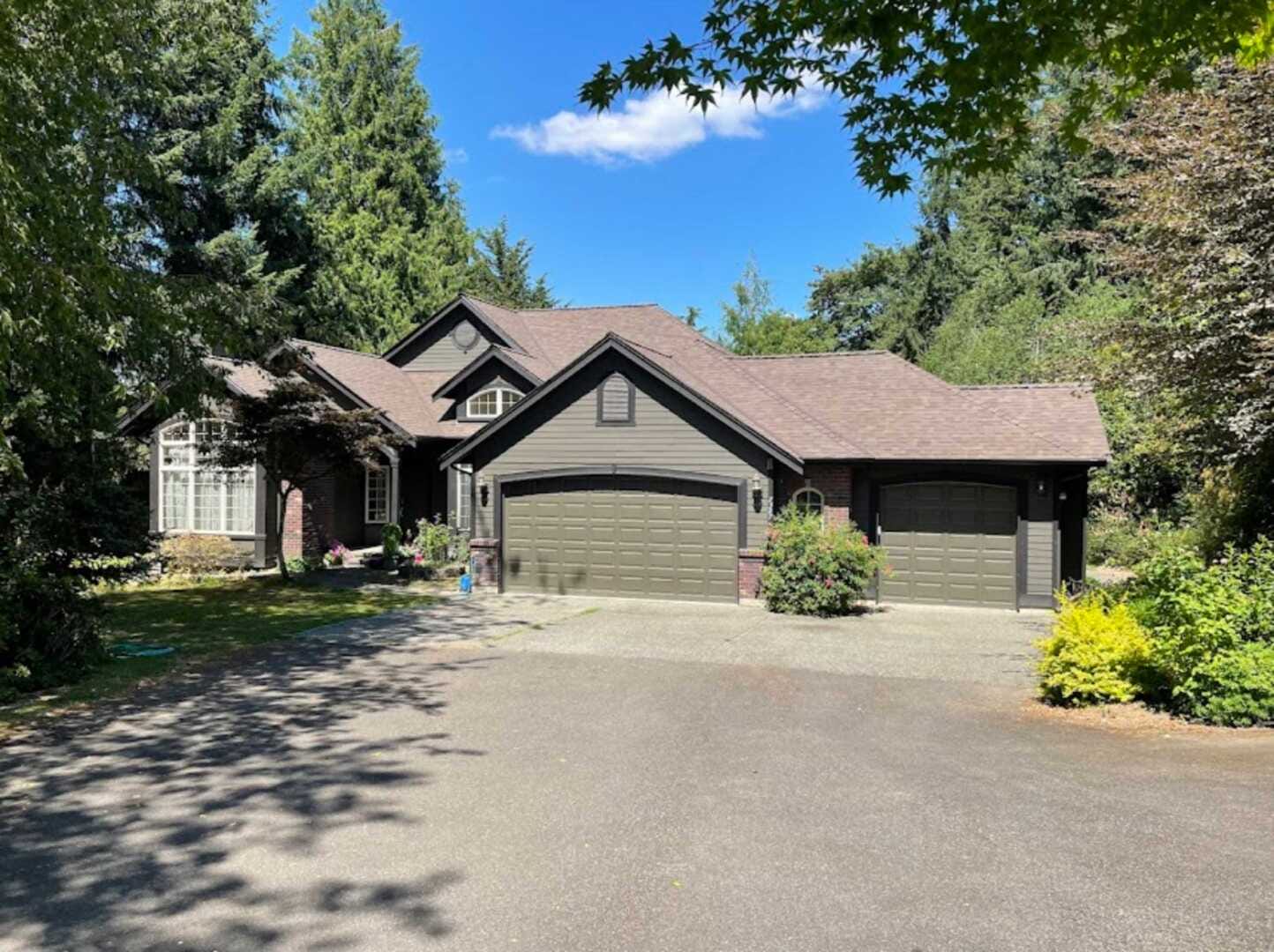 Vinyl Siding Replacement: Lea Hill