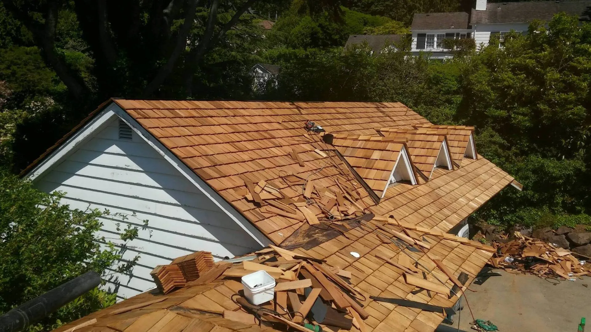 Professional cedar shake installation by K Single